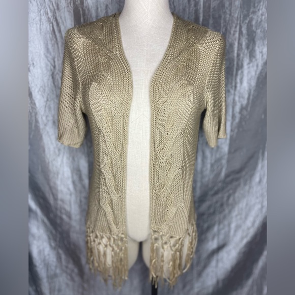 Red by BKE short sleeved tan acrylic cardigan with fringe - Picture 1 of 11